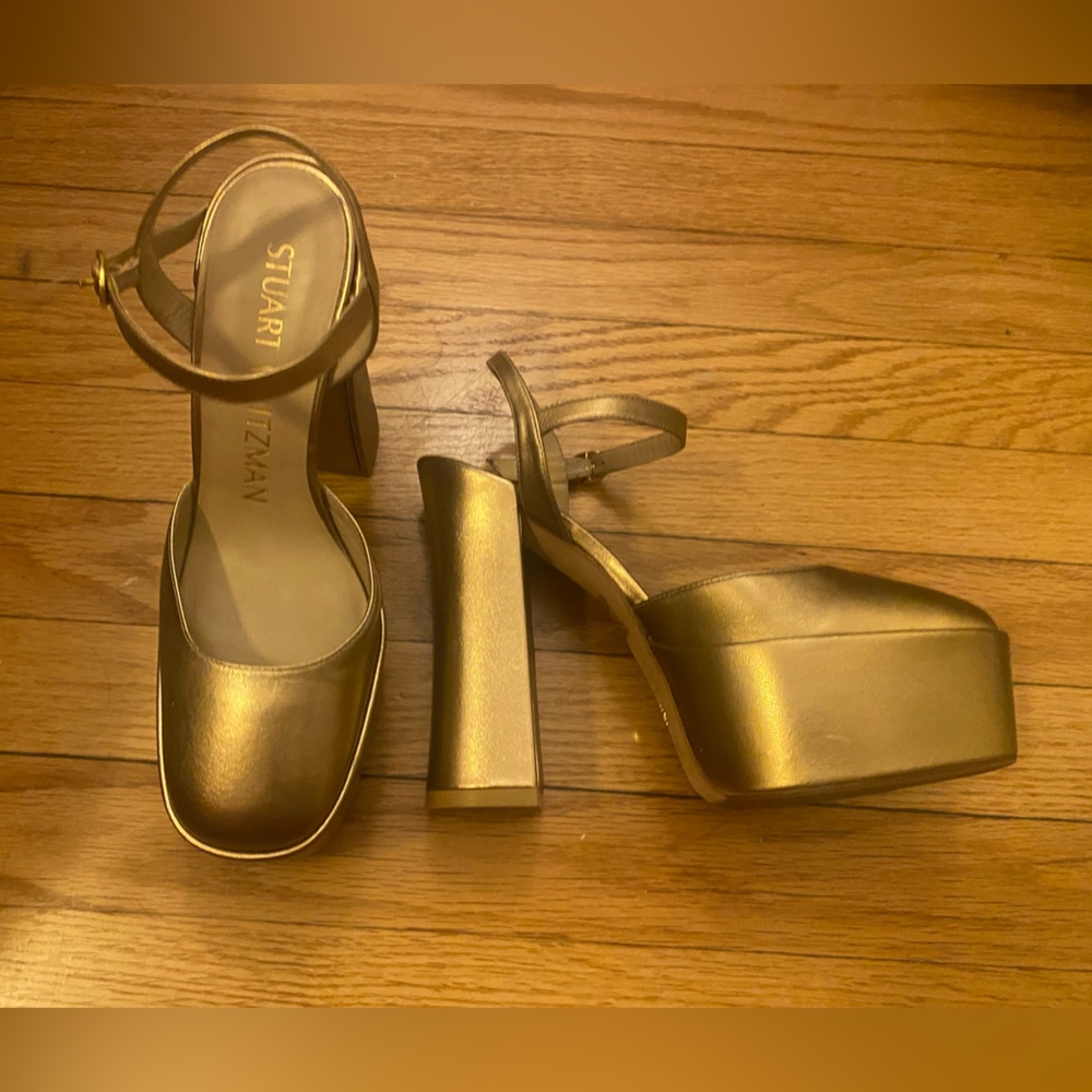 Stuart Weitzman Gold Metallic Heels